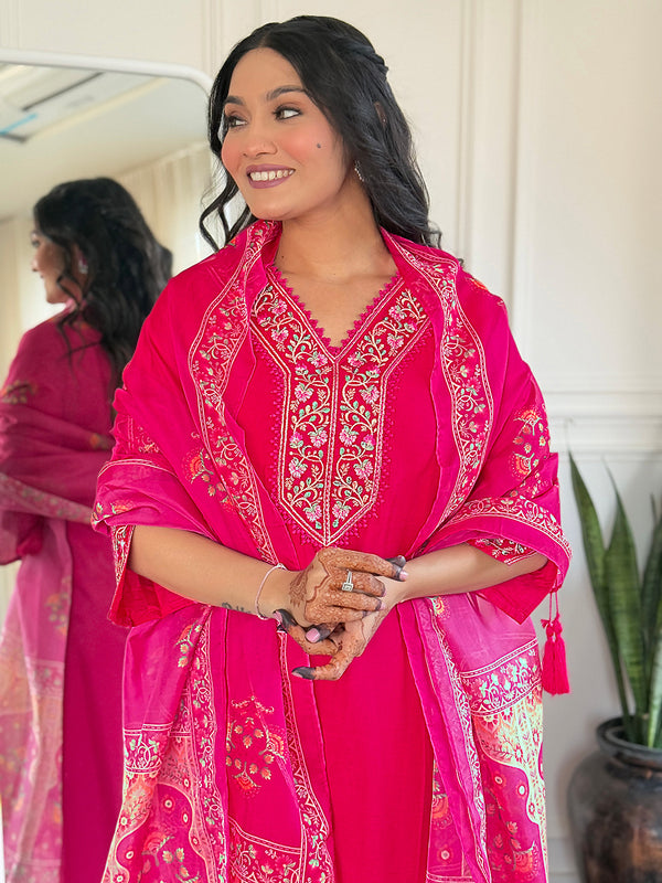 BSY Viscose Embroidered Straight Kurta Set with Taby Dupatta
