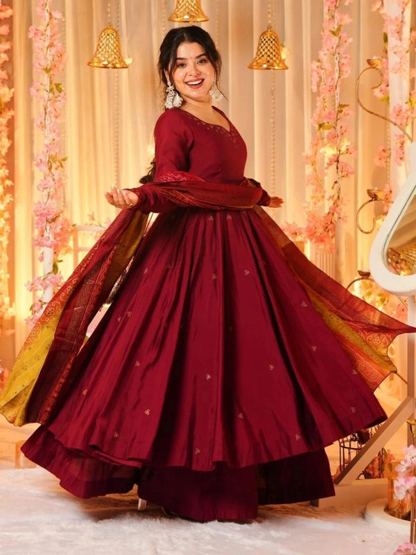 Women's Viscose Kurta With Pant And Dupatta Sets