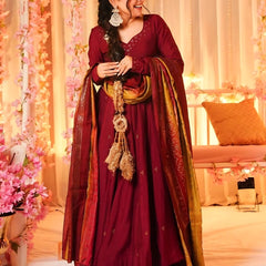 Women's Viscose Kurta With Pant And Dupatta Sets