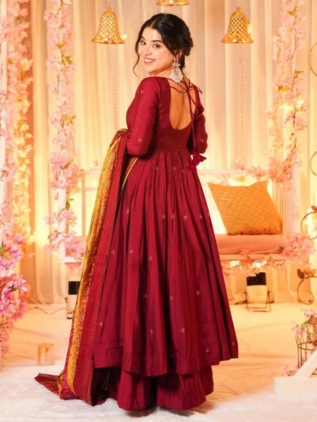 Women's Viscose Kurta With Pant And Dupatta Sets
