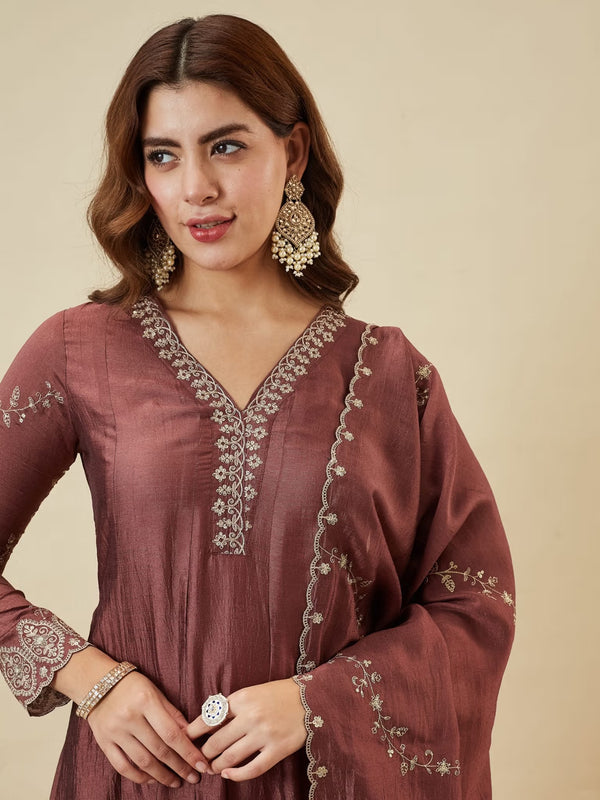 Women's Silk Straight Kurta Pant Set With Matching Silk Dupatta