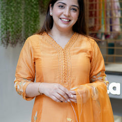 Women's Muslin Embroidered Kurta with Pant & Organza Dupatta Set