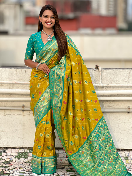 Woven Design Zari Patola Silk Saree With Blouse Piece
