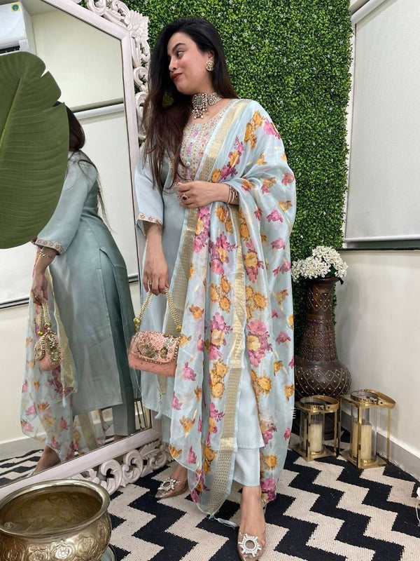 Women's Viscose Chanderi Embroidered Kurta Pant & Jacquard Butti Dupatta Set