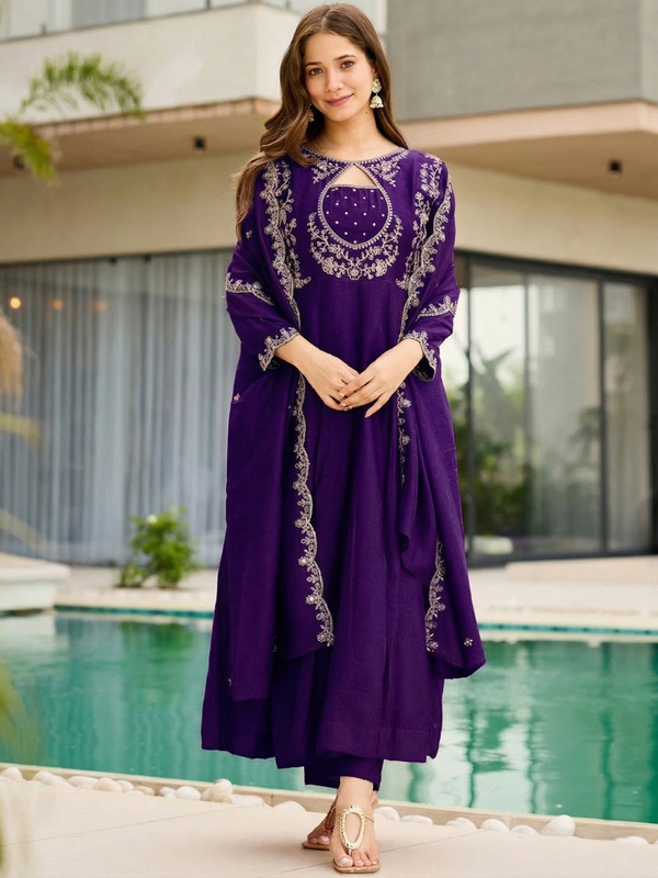 Women's Embroidered Vichitra Straight Kurta With Pant & Dupatta Set