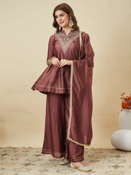 Women's Vichitra Silk Kurta Pant Set With Vichitra Silk Dupatta