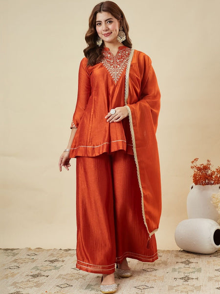 Women's Vichitra Silk Kurta Pant Set With Vichitra Silk Dupatta