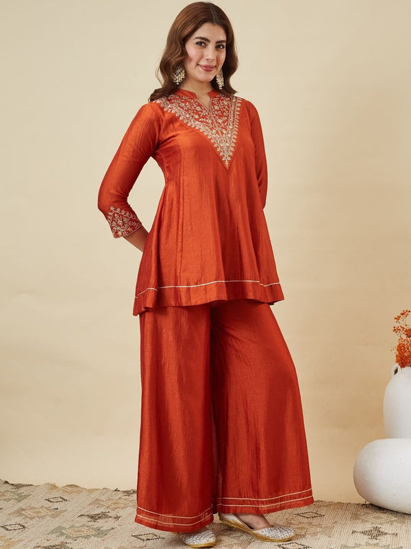 Women's Vichitra Silk Kurta Pant Set With Vichitra Silk Dupatta