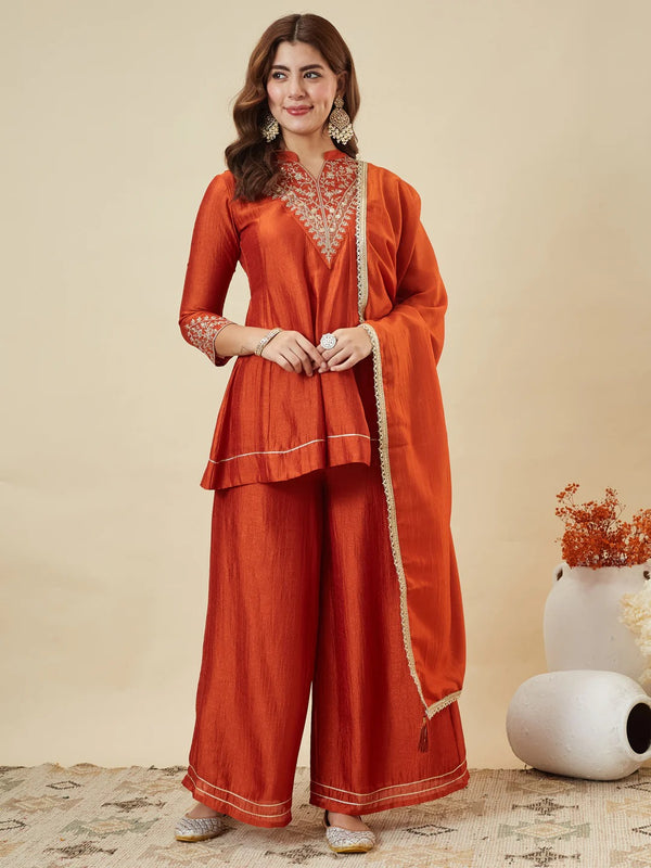 Women's Vichitra Silk Kurta Pant Set With Vichitra Silk Dupatta