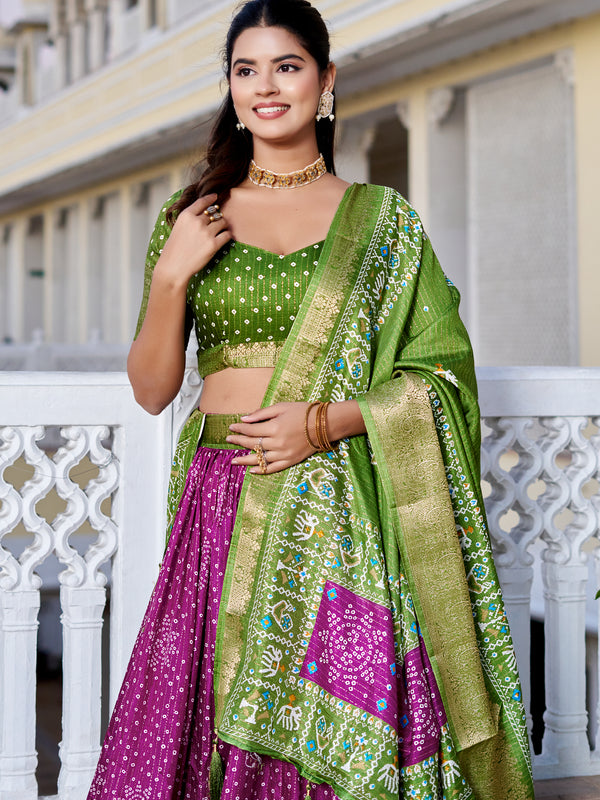 Women's Heavy Lichi Jacquard Lehenga Choli with Jari Print & Dupatta