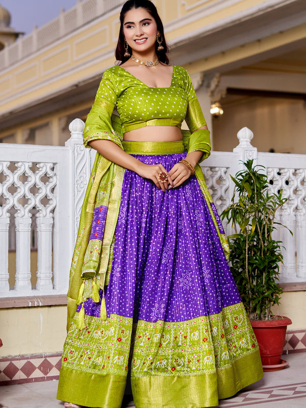 Women's Heavy Lichi Jacquard Lehenga Choli with Jari Print & Dupatta