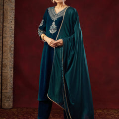 Women's Heavy Velvet Embroidered Kurta Pant & Chinnon Silk Dupatta Set