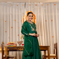 Women's Chanderi Silk Embroidered Kurta Pant & Organza Dupatta Set