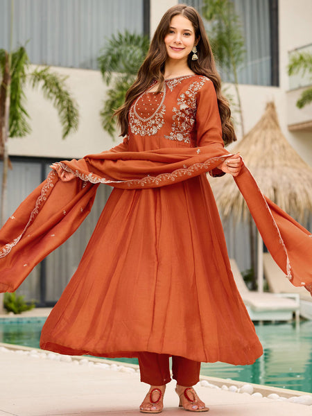 Women's Embroidered Vichitra Suit Set With Dupatta