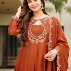 Women's Embroidered Vichitra Suit Set With Dupatta