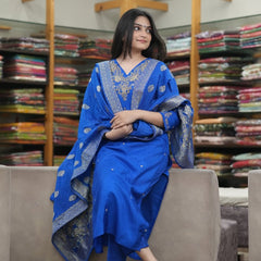 Silk Blend Kurta Set With Zcard Dupatta