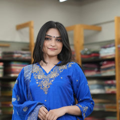 Silk Blend Kurta Set With Zcard Dupatta