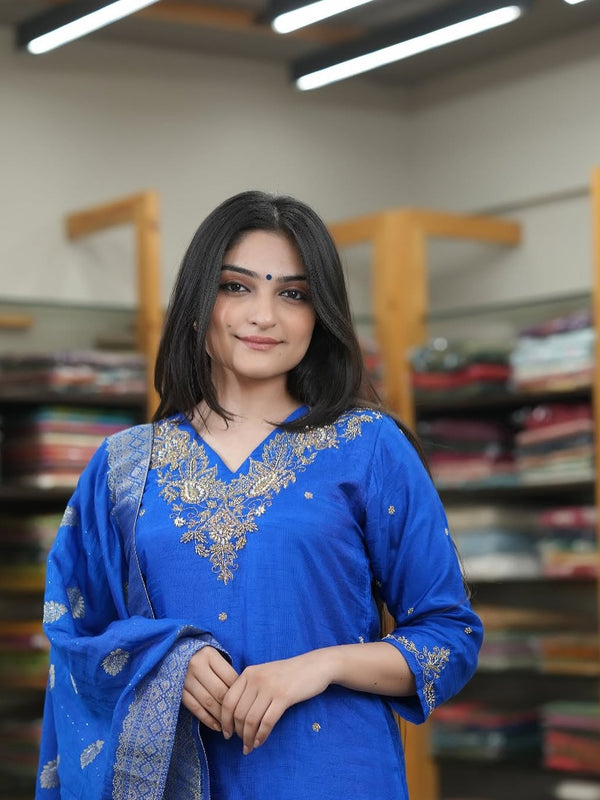 Silk Blend Kurta Set With Zcard Dupatta