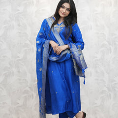 Silk Blend Kurta Set With Zcard Dupatta
