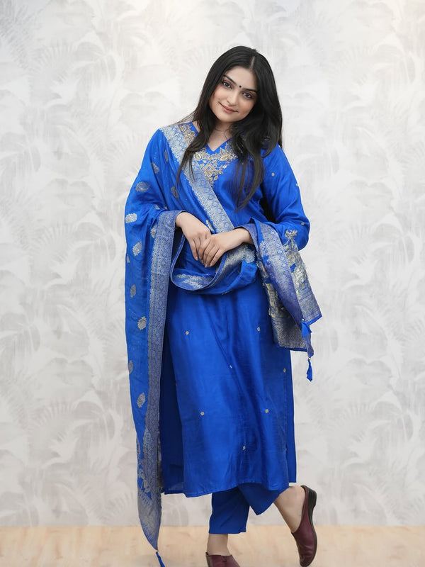Silk Blend Kurta Set With Zcard Dupatta