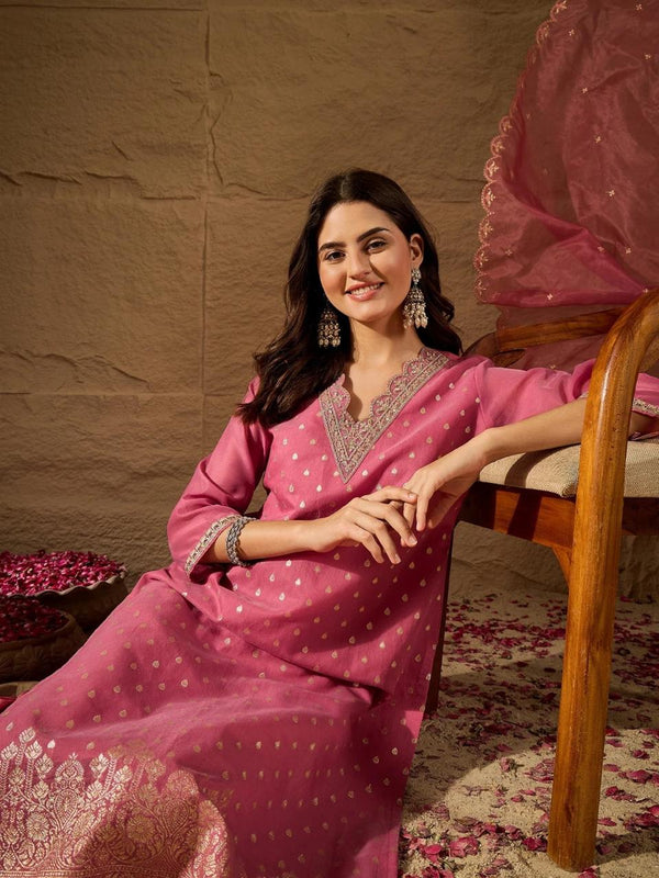 Women's Chanderi Silk Kurta Pant Set With Organza Dupatta