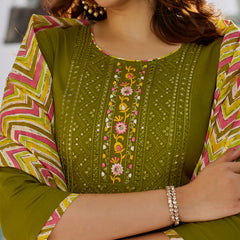 Women's Muslin Cotton Embroidered Kurta Pant & Chanderi Cotton Dupatta Set