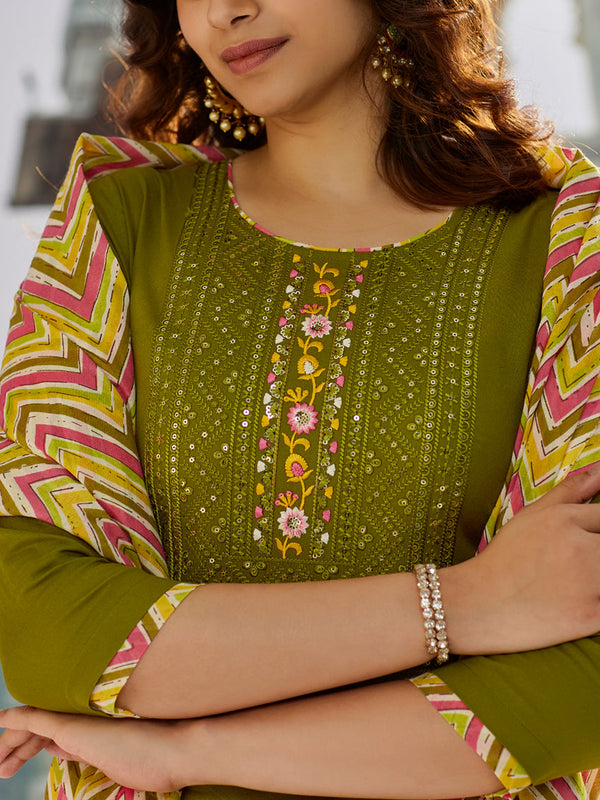 Women's Muslin Cotton Embroidered Kurta Pant & Chanderi Cotton Dupatta Set