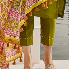 Women's Muslin Cotton Embroidered Kurta Pant & Chanderi Cotton Dupatta Set