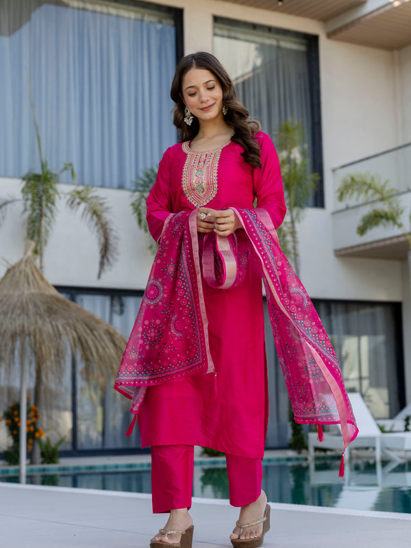 Women's Chanderi Cotton Embroidered Kurta Pant & Jacquard Organza Dupatta Set