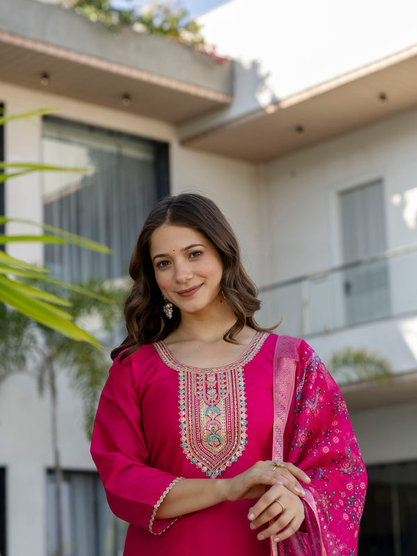 Women's Chanderi Cotton Embroidered Kurta Pant & Jacquard Organza Dupatta Set