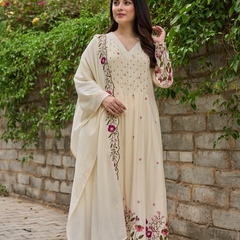 Women's Chanderi Silk Embroidered & Handworked Kurta Pant Set With Chanderi Dupatta