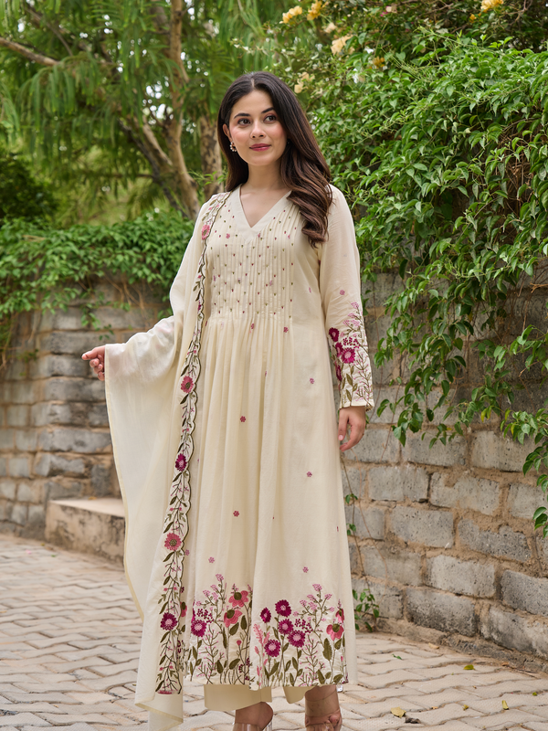 Women's Chanderi Silk Embroidered & Handworked Kurta Pant Set With Chanderi Dupatta
