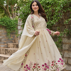 Women's Chanderi Silk Embroidered & Handworked Kurta Pant Set With Chanderi Dupatta