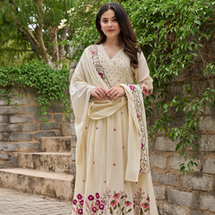 Women's Chanderi Silk Embroidered & Handworked Kurta Pant Set With Chanderi Dupatta
