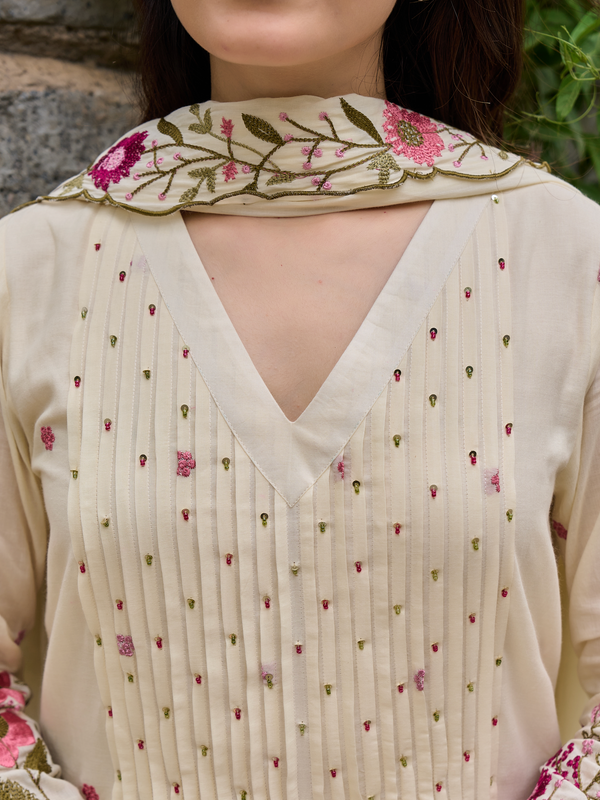 Women's Chanderi Silk Embroidered & Handworked Kurta Pant Set With Chanderi Dupatta