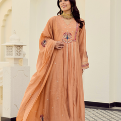 Women's Chanderi Silk Embroidered Straight Kurta Pant Set With Chanderi Dupatta