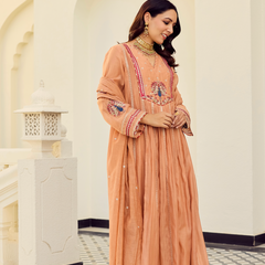 Women's Chanderi Silk Embroidered Straight Kurta Pant Set With Chanderi Dupatta