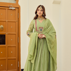 Women's Chanderi Silk Embroidered Straight Kurta Pant Set With Chanderi Dupatta