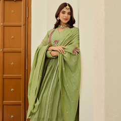 Women's Chanderi Silk Embroidered Straight Kurta Pant Set With Chanderi Dupatta