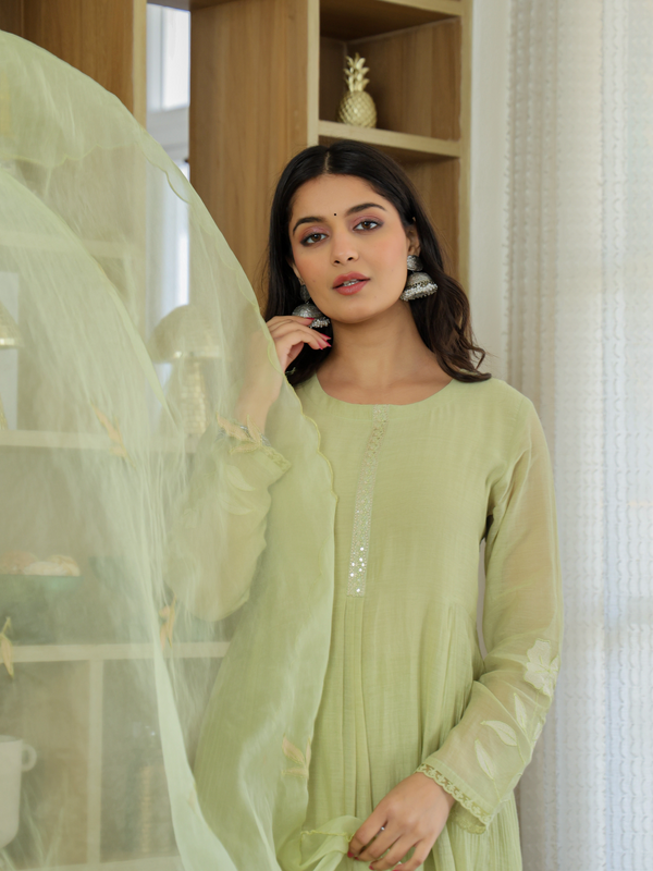 Women's Embroidered Chanderi Silk Kurta with Pant & Chanderi Dupatta Set