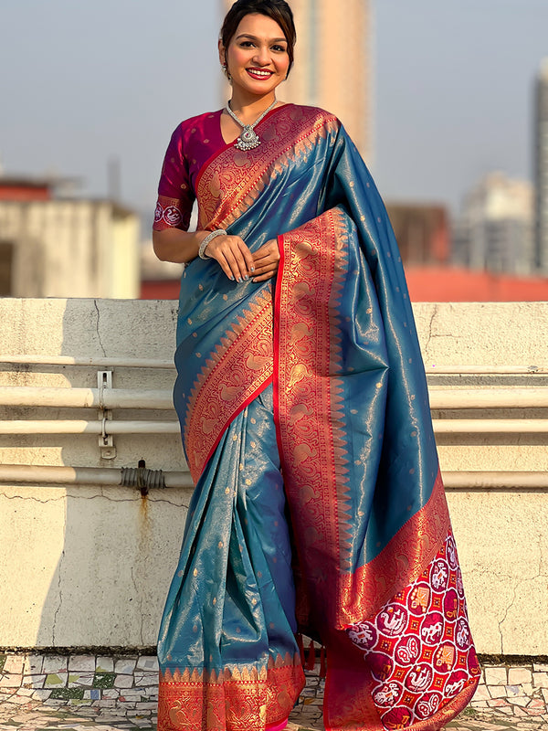 Pure Tissue Kanjivaram Zari Woven Saree With Blouse Piece