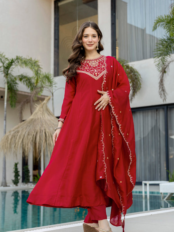 Women's Vichitra Silk Embroidered Kurta Pant Dupatta Set