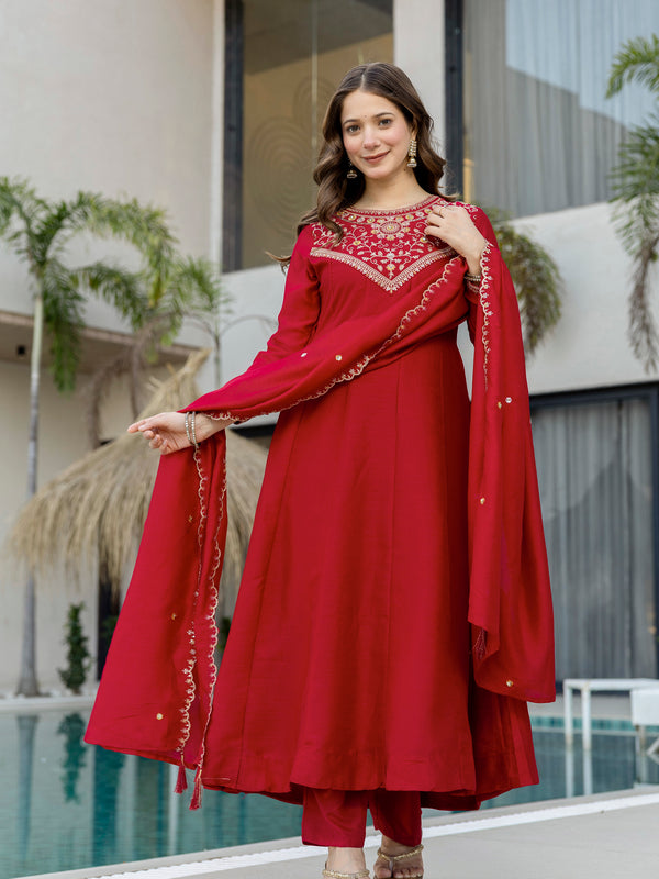 Women's Vichitra Silk Embroidered Kurta Pant Dupatta Set