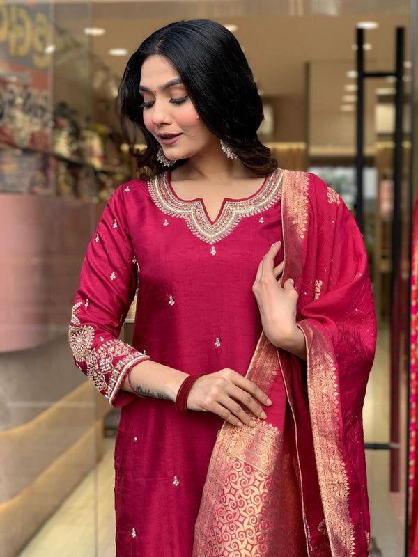 Women’s Viscose Chanderi Embroidered Straight Kurta With Bottom & Jacquard Dupatta Set