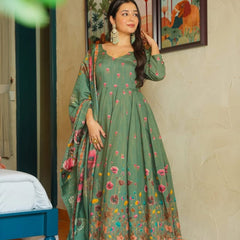 Women's Muslin Printed Kurta with Pant & Chinon Dupatta Set
