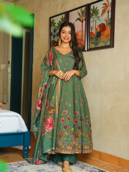 Women's Muslin Printed Kurta with Pant & Chinon Dupatta Set