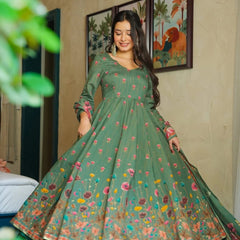 Women's Muslin Printed Kurta with Pant & Chinon Dupatta Set