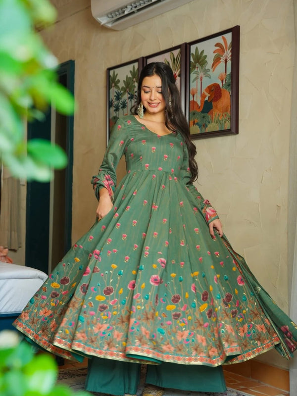 Women's Muslin Printed Kurta with Pant & Chinon Dupatta Set