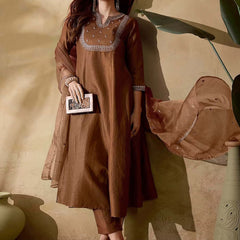 Women's Vichitra Silk Embroidered Kurta Pant & Soft Organza Dupatta Set
