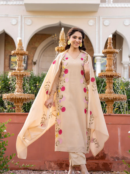 Women’s Chanderi Embroidered Kurta Set With Matching Dupatta